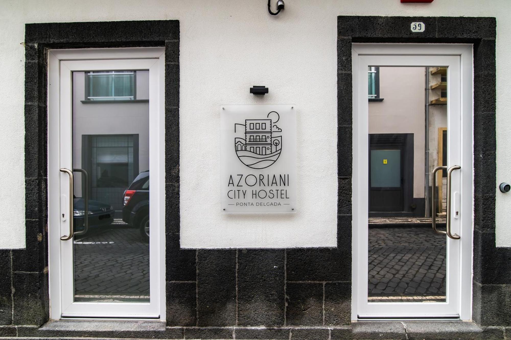 Azoriani City Hostel Ponta Delgada Exteriör bild